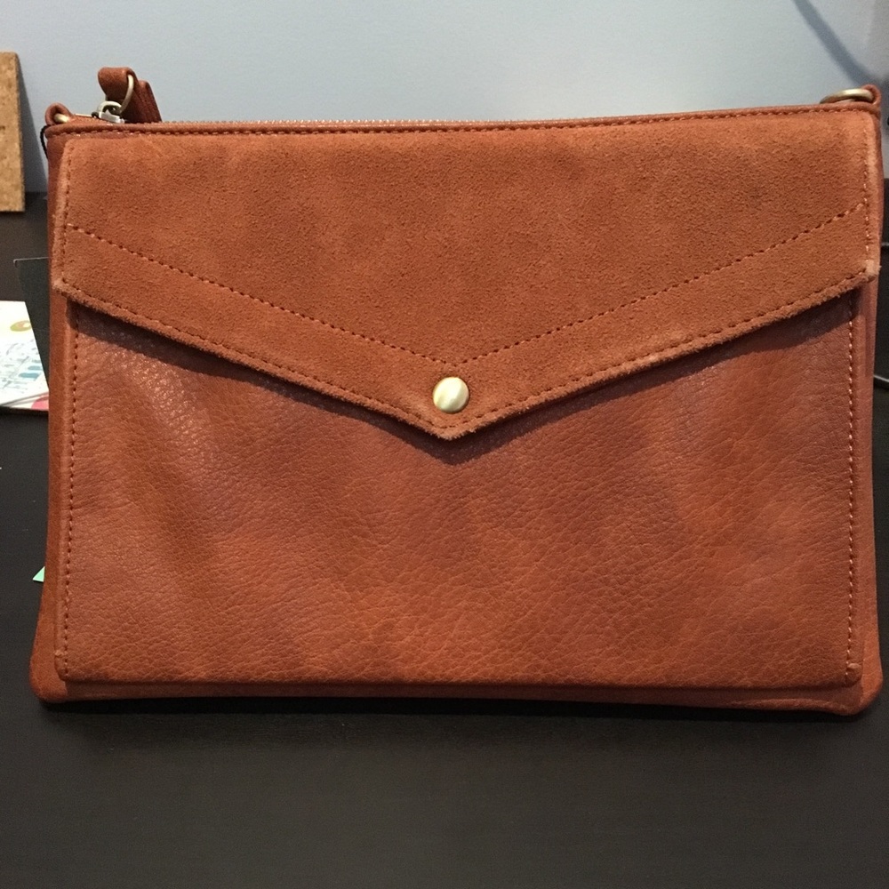 Street Level Brown Clutch